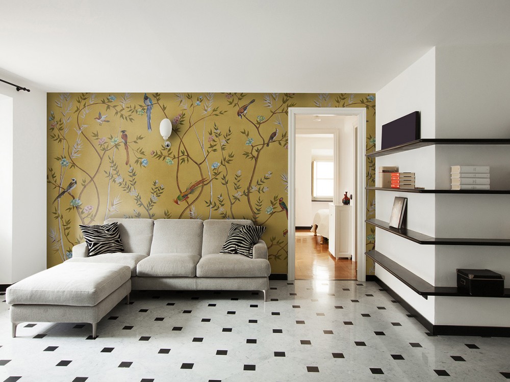 Chinoiserie Tarzı Altın Sarısı Panoramik Doğa ve Bahar Bahçesi Duvar Kağıdı