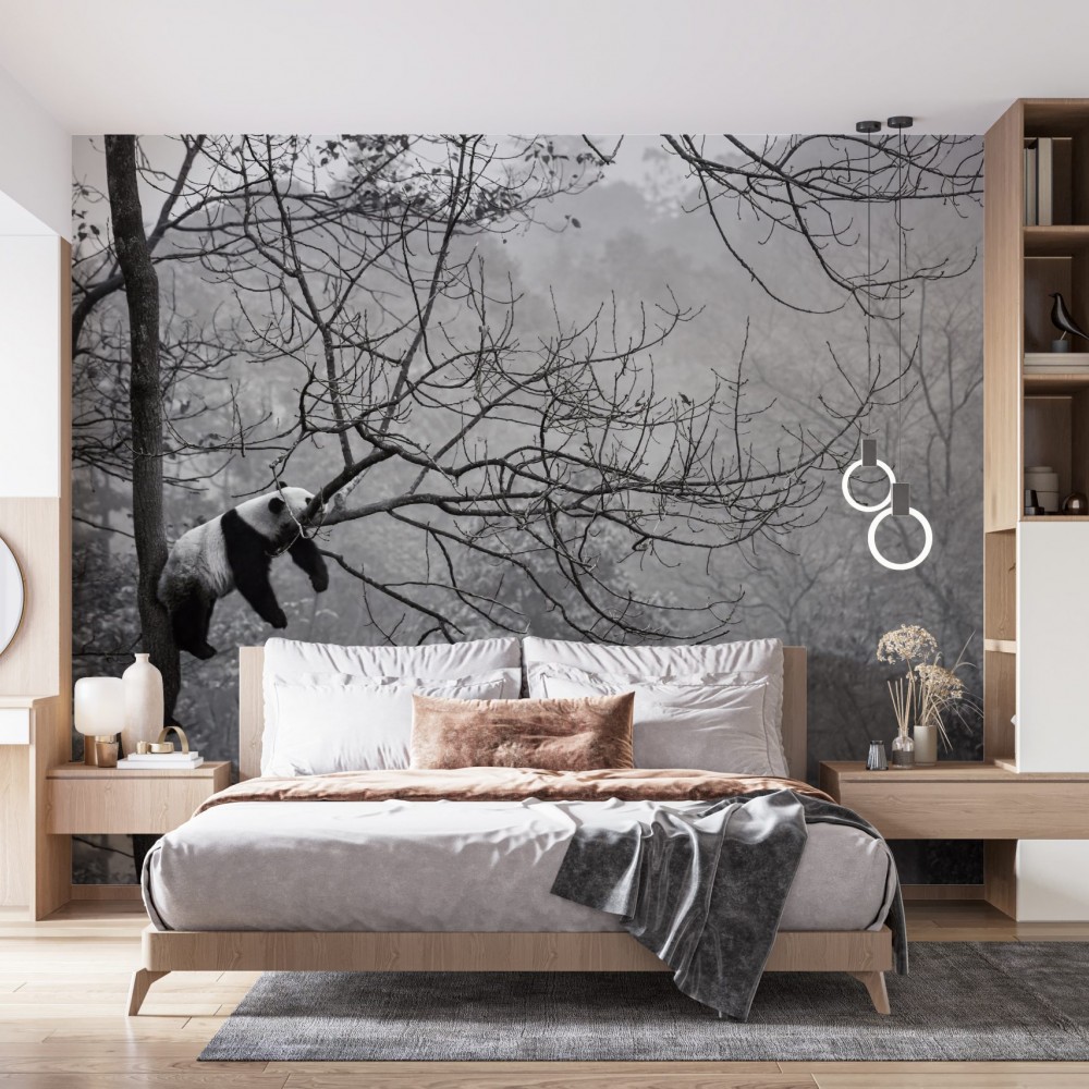 Puslu Orman ve Ağaç Dalları Arasında Panda Desenli Monokrom Duvar Kağıdı