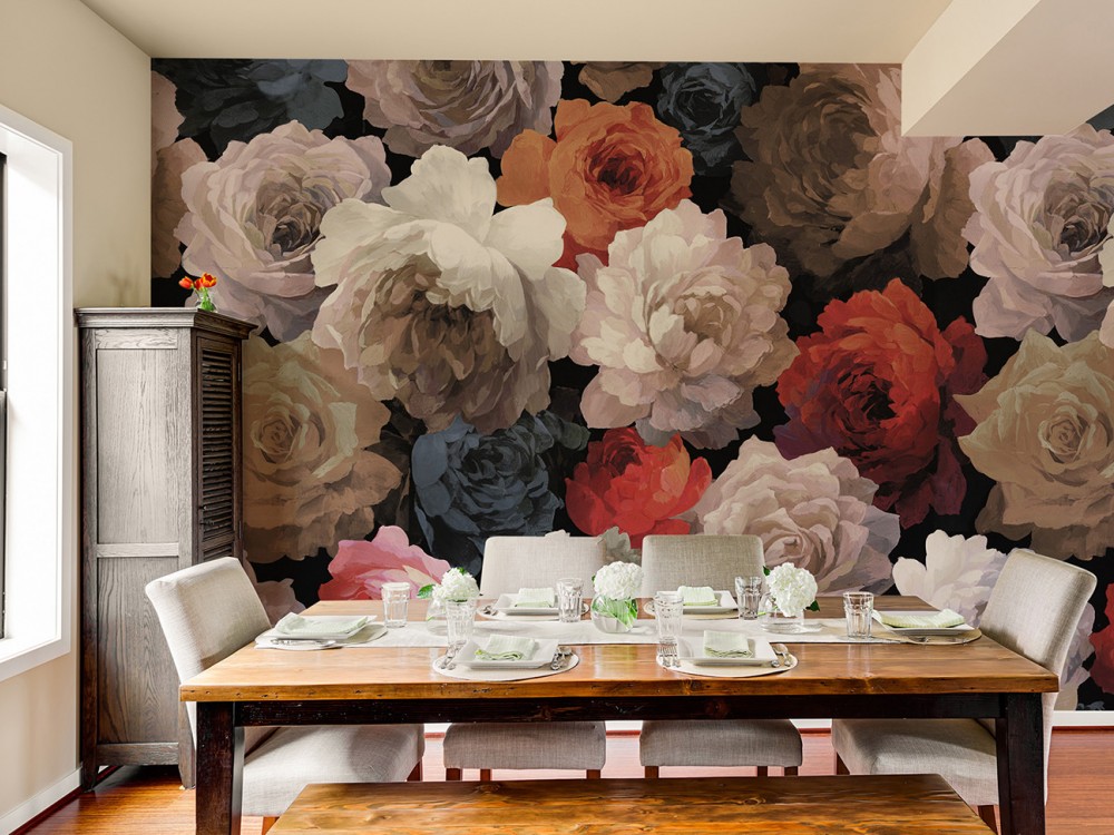 Siyah Zemin Üzerine Turuncu ve Beyaz Dev Gül Desenli Duvar Kağıdı