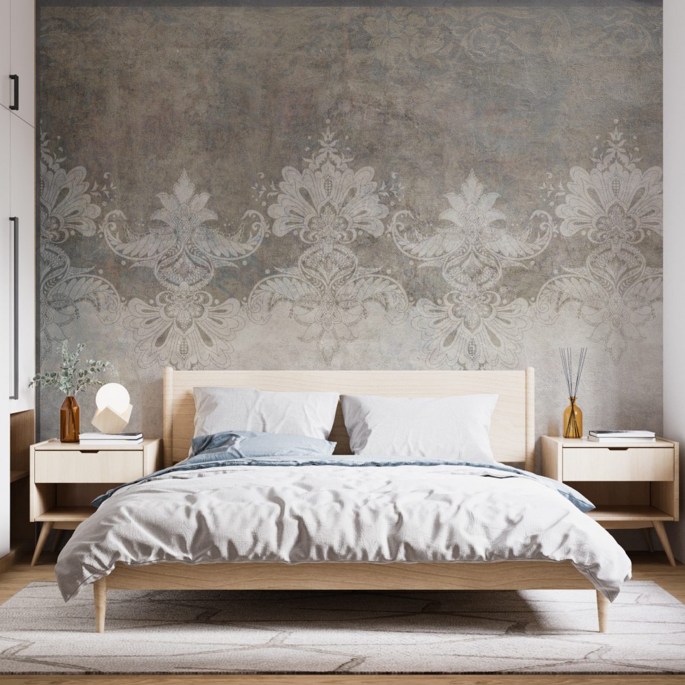 Füme Beton Dokulu ve Beyaz Barok Bordürlü Duvar Kağıdı